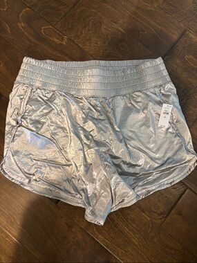 NWT GAP Metallic Silver Women's Athletic Shorts
